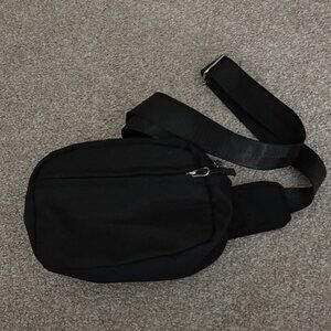 SHEIN Black Belt Bag